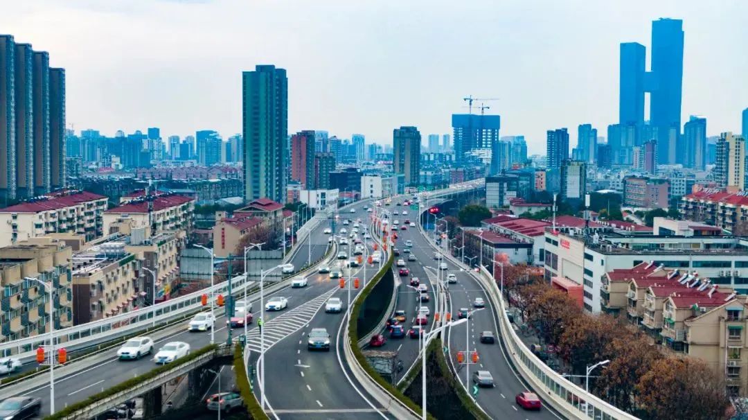 江蘇修訂道路交通安全條例，明年起實施！