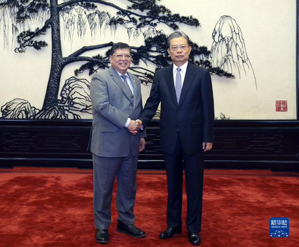  趙樂(lè)際同馬來(lái)西亞國(guó)會(huì)下議院議長(zhǎng)佐哈里舉行會(huì)談