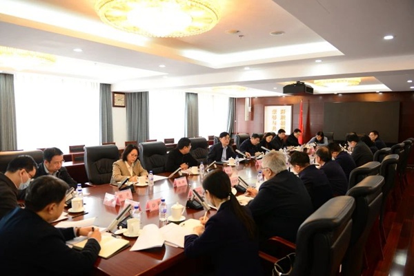  何維會見財政部黨組成員、副部長廖岷一行